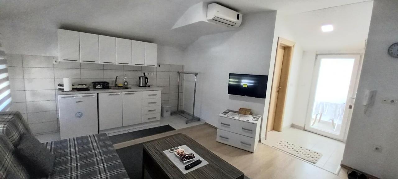 Apartments Platz モスタル エクステリア 写真