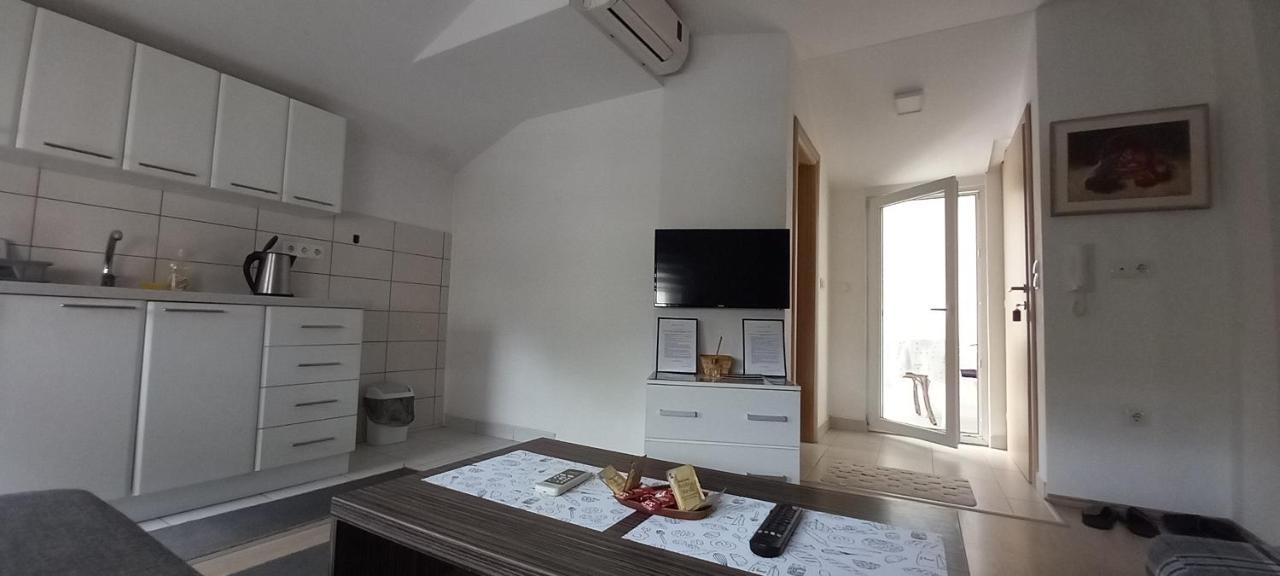 Apartments Platz モスタル エクステリア 写真